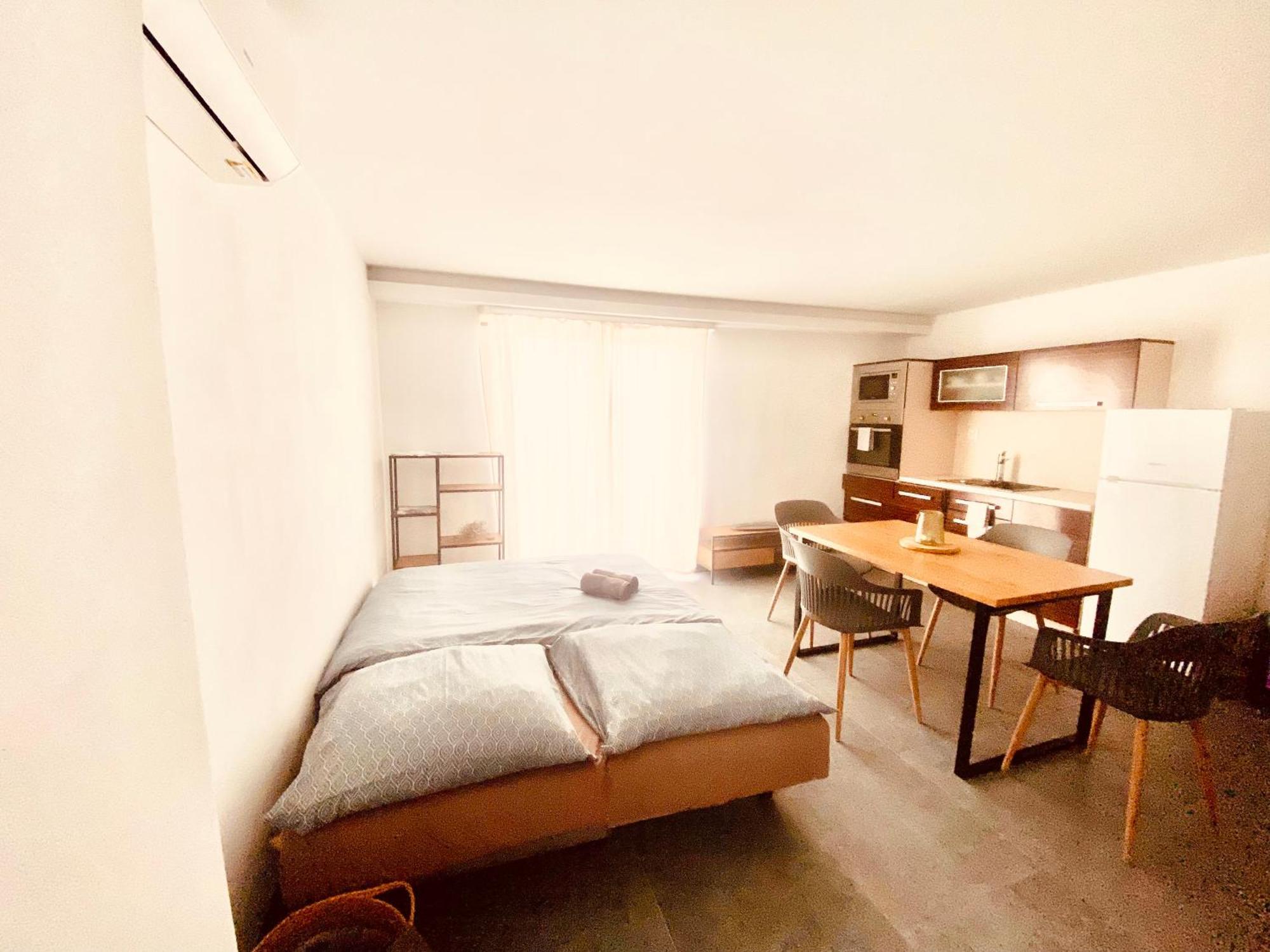 Apartment Nicol Сень Екстер'єр фото
