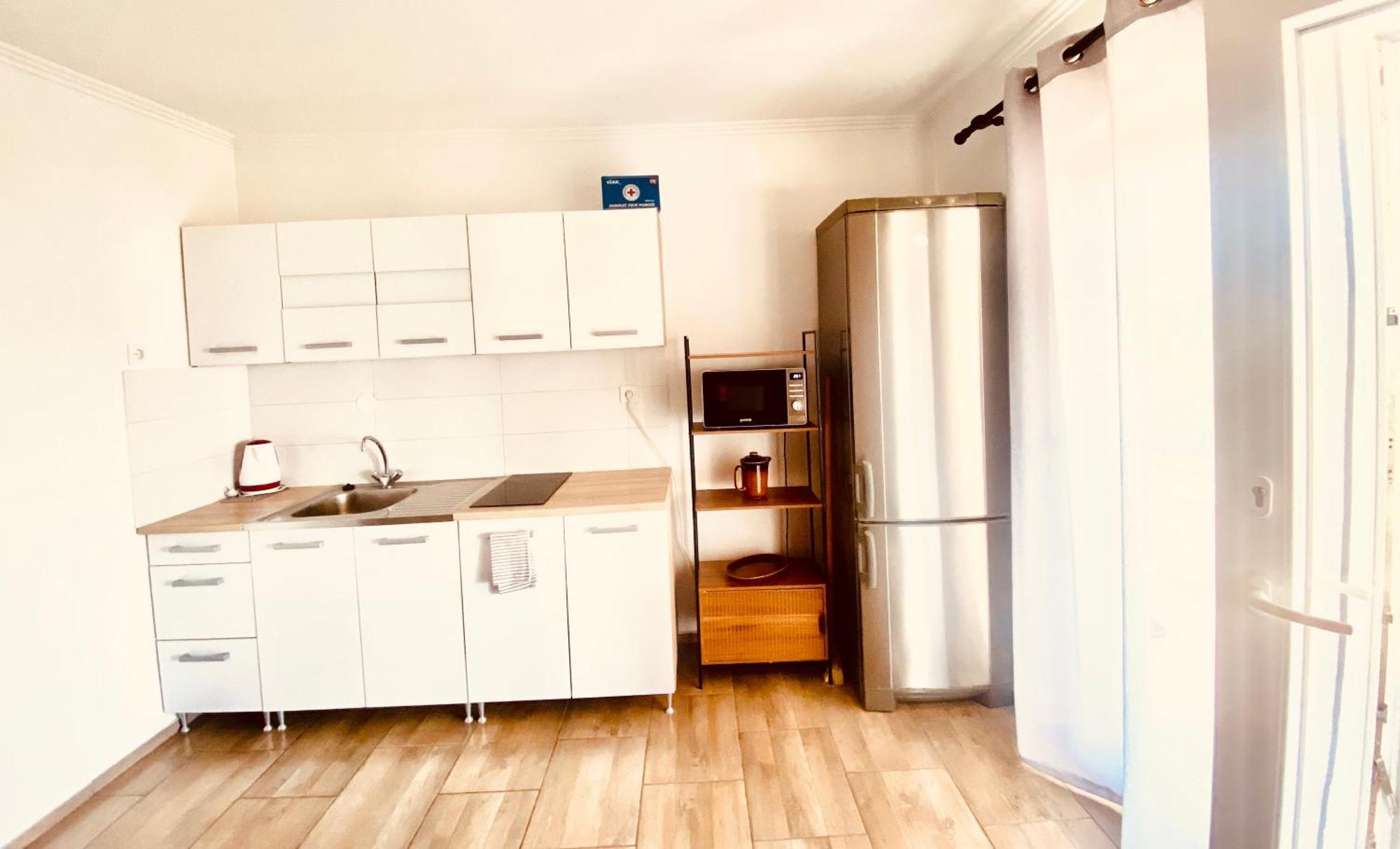 Apartment Nicol Сень Екстер'єр фото