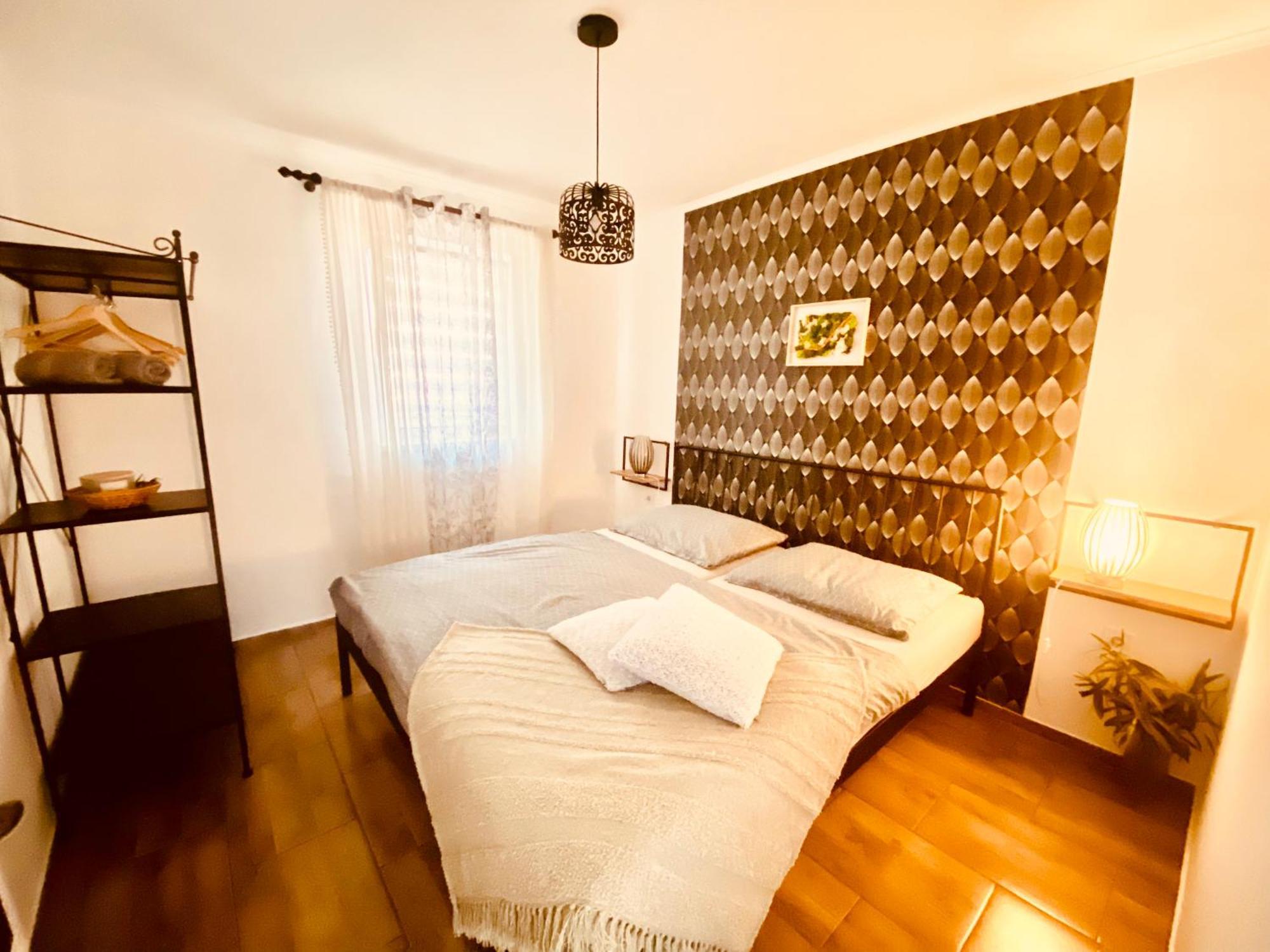 Apartment Nicol Сень Екстер'єр фото